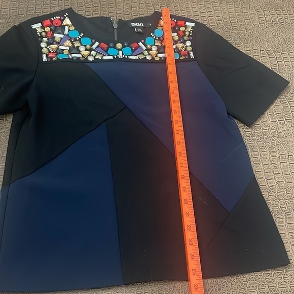 DKNY Blue & Black Embellished Structured Colorblock Top size medium - Picture 6 of 9